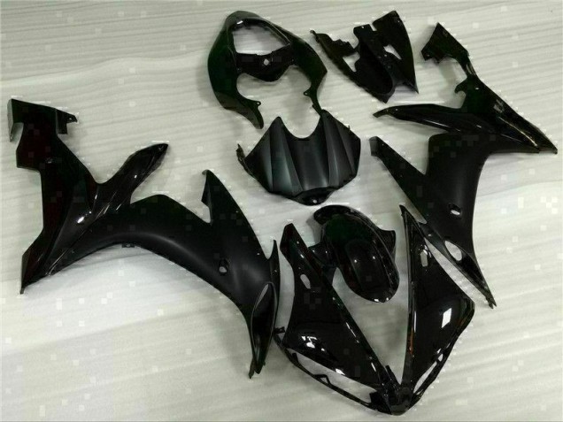 Black 2004-2006 YZF R1 Motorcycle Fairing Kits Black 2004-2006 YZF R1 Motorcycle Fairing Kits