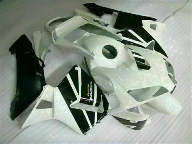 White 2003-2004 CBR600RR Motorbike Fairings & Bodywork White 2003-2004 CBR600RR Motorbike Fairings & Bodywork
